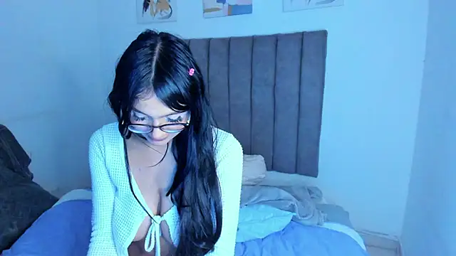 Snapshot of britanny_jones1 chatting on April 16, 2026, 9:50 pm britanny jones1 online show from April 16, 2026, 9:50 pm