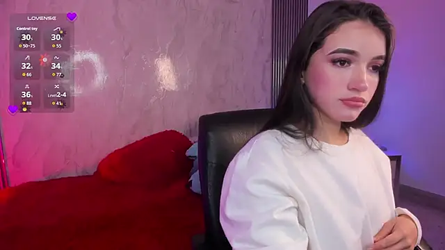 IsabellaDubois  online show from April 18, 2026, 2:10 pm