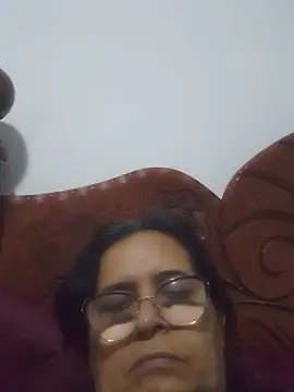 Snapshot of PienCanela chatting on July 21, 2026, 10:39 am PienCanela online show from July 21, 2026, 10:39 am