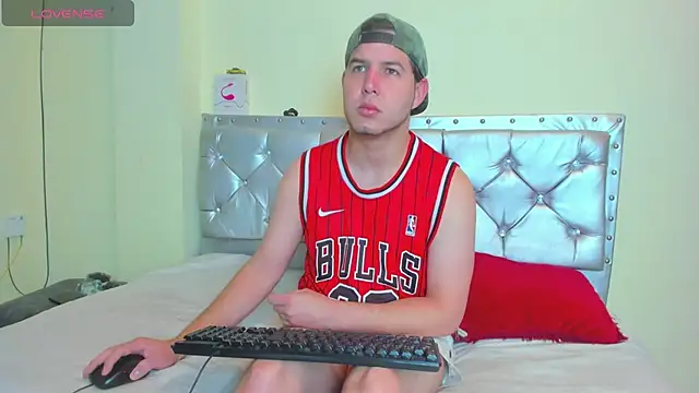 matthew gill online show from May 8, 2026, 11:37 am