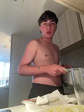 martinbakeer online show from April 11, 2026, 10:58 pm