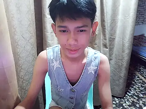 Snapshot of karsukcer chatting on July 22, 2026, 11:40 pm karsukcer online show from July 22, 2026, 11:40 pm