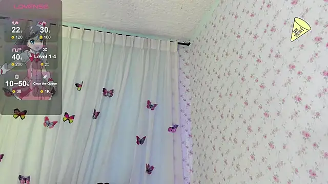 Snapshot of karina_ebonyy chatting on April 24, 2026, 11:12 am karina ebonyy online show from April 24, 2026, 11:12 am