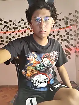 Ericahot3 online show from April 18, 2026, 2:43 pm