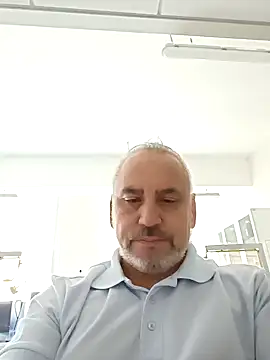 Snapshot of andrexl_eather chatting on April 13, 2026, 7:52 pm andrexl eather online show from April 13, 2026, 7:52 pm