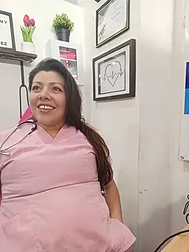 Snapshot of SARA_21- chatting on July 6, 2026, 3:03 pm SARA 21- online show from July 6, 2026, 3:03 pm