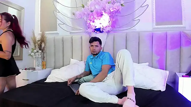 wild loverss online show from April 21, 2026, 8:55 pm