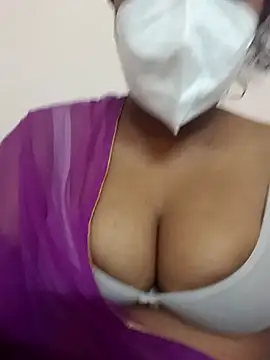 baby queen886 online show from April 14, 2026, 6:14 pm