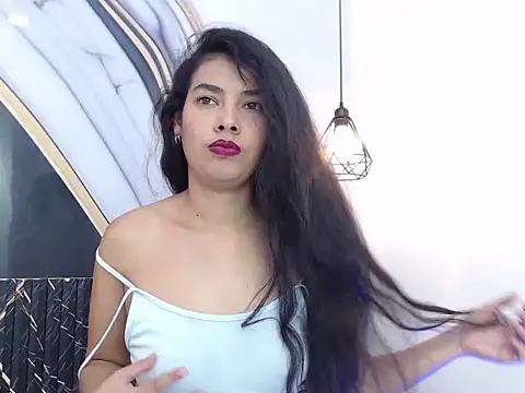 Snapshot of Vanessa_Lune chatting on April 22, 2026, 12:07 pm Vanessa Lune online show from April 22, 2026, 12:07 pm