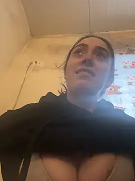 miss bbyxxx online show from February 25, 2026, 11:42 am