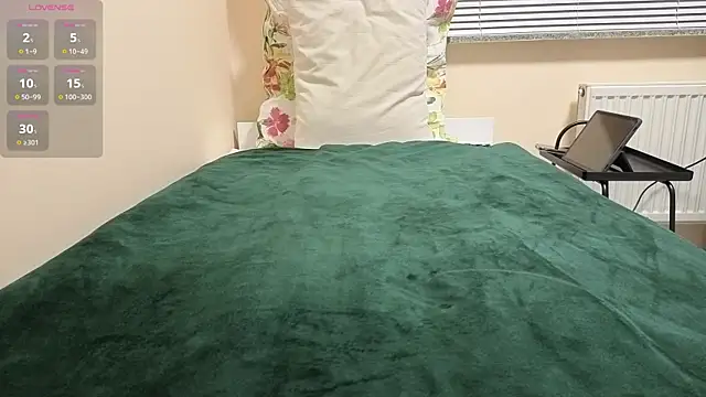 lukxx6 online show from April 11, 2026, 8:46 pm