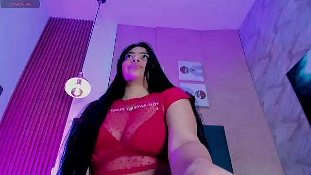 Candicewayne online show from April 18, 2026, 7:58 pm