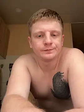 TomSexyTom online show from April 12, 2026, 8:08 am