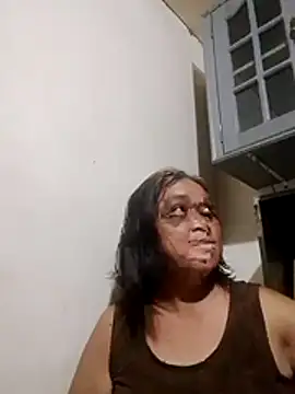 Snapshot of jeanyummytits chatting on May 29, 2026, 11:52 am jeanyummytits online show from May 29, 2026, 11:52 am