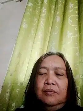 Snapshot of jeanyummytits chatting on June 11, 2026, 10:19 pm jeanyummytits online show from June 11, 2026, 10:19 pm