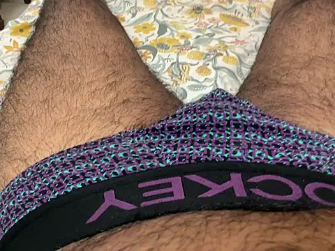 smalldick1202 online show from April 19, 2026, 9:30 am