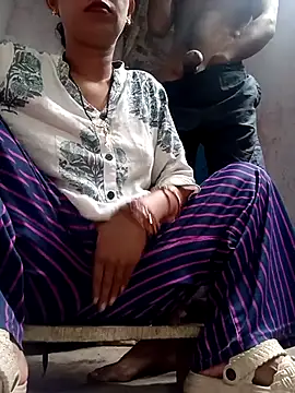 Snapshot of Miss_Divyaa chatting on May 3, 2026, 1:11 am Miss Divyaa online show from May 3, 2026, 1:11 am
