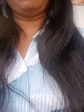 Snapshot of Miss_Divyaa chatting on May 22, 2026, 12:55 pm Miss Divyaa online show from May 22, 2026, 12:55 pm
