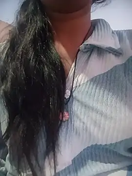 Snapshot of Miss_Divyaa chatting on May 26, 2026, 2:02 pm Miss Divyaa online show from May 26, 2026, 2:02 pm
