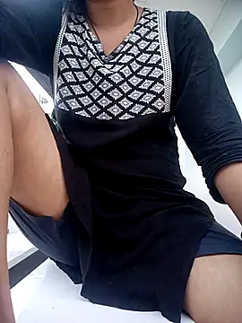 Snapshot of Miss_Divyaa chatting on May 28, 2026, 12:08 am Miss Divyaa online show from May 28, 2026, 12:08 am