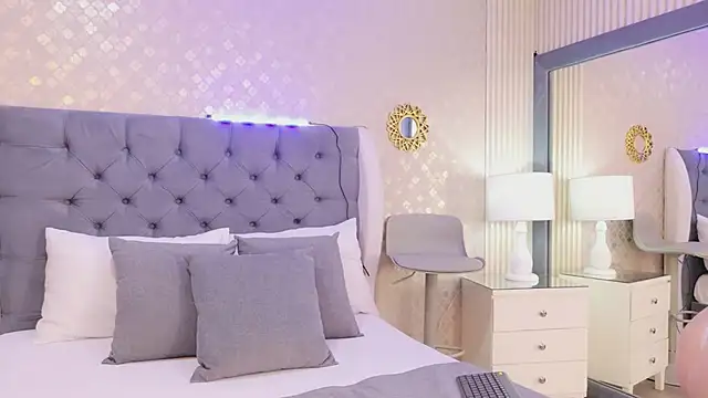 Snapshot of BriannaBunnyy chatting on April 23, 2026, 4:53 pm BriannaBunnyy online show from April 23, 2026, 4:53 pm