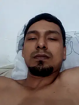 PROSTITUTO-RICO online show from June 19, 2026, 1:10 am