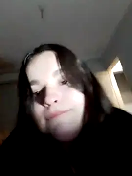 Snapshot of estrell4 chatting on April 24, 2026, 12:24 am estrell4 online show from April 24, 2026, 12:24 am
