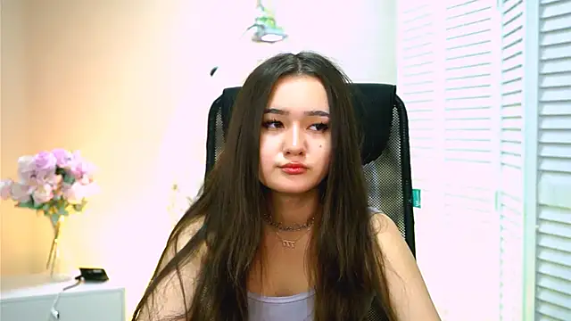 AmiMeow  online show from April 23, 2026, 12:29 pm