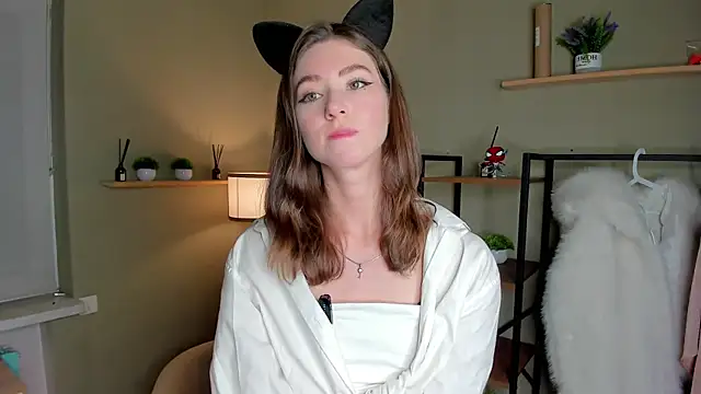 Snapshot of Peaches_Peaches chatting on May 25, 2026, 3:51 pm Peaches Peaches online show from May 25, 2026, 3:51 pm