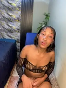 Snapshot of Petite_BUNNYWORXXX chatting on April 15, 2026, 7:58 pm Petite BUNNYWORXXX online show from April 15, 2026, 7:58 pm