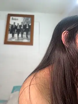 emily g11 online show from April 23, 2026, 8:35 am