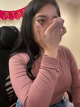 Snapshot of Selene__Ferrer chatting on April 22, 2026, 1:56 pm Selene Ferrer online show from April 22, 2026, 1:56 pm