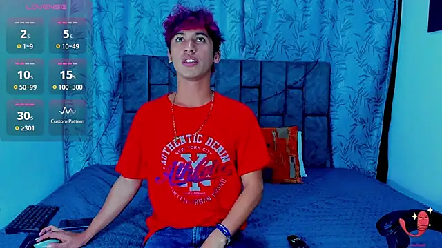 IhanKing online show from June 19, 2026, 7:50 pm
