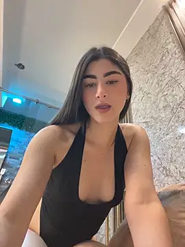 evelyn hills online show from April 18, 2026, 1:59 pm