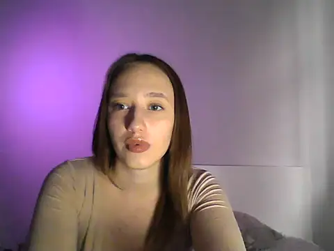 DarkMirel online show from April 20, 2026, 2:42 pm