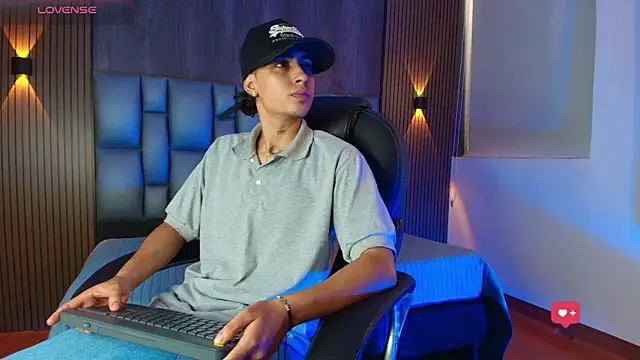 mohamed malik online show from May 15, 2026, 1:51 pm