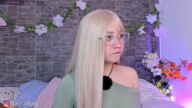 Snapshot of sweett_fire chatting on July 16, 2026, 6:58 pm sweett fire online show from July 16, 2026, 6:58 pm