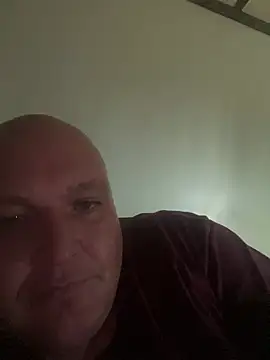 doller37 online show from May 14, 2026, 3:19 pm