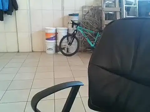 Snapshot of Oskr2024XXX chatting on January 9, 2025, 5:11 pm Oskr2024XXX online show from January 9, 2025, 5:11 pm