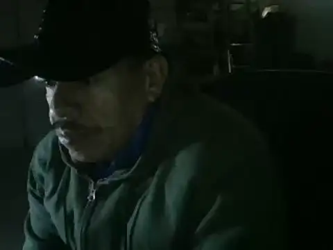 Snapshot of Oskr2024XXX chatting on January 18, 2025, 4:04 am Oskr2024XXX online show from January 18, 2025, 4:04 am