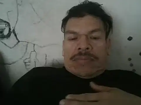 Snapshot of Oskr2024XXX chatting on January 18, 2025, 9:45 pm Oskr2024XXX online show from January 18, 2025, 9:45 pm