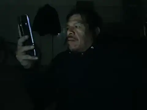 Snapshot of Oskr2024XXX chatting on March 13, 2025, 6:26 am Oskr2024XXX online show from March 13, 2025, 6:26 am