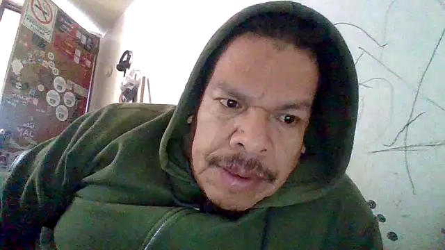 Snapshot of Oskr2024XXX chatting on October 22, 2025, 7:24 pm Oskr2024XXX online show from October 22, 2025, 7:24 pm