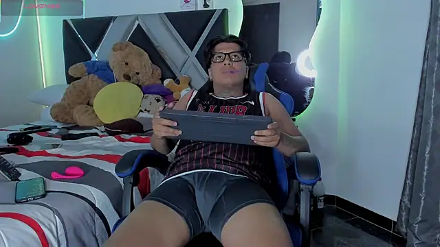 winniepooh 69 online show from April 20, 2026, 4:37 am