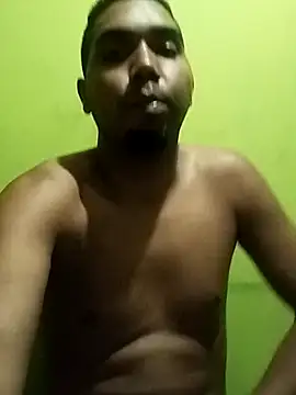 Axelsw online show from April 21, 2026, 12:33 pm