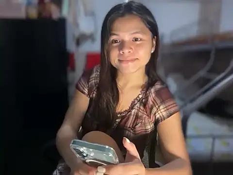 transaliyah online show from April 20, 2026, 2:42 pm