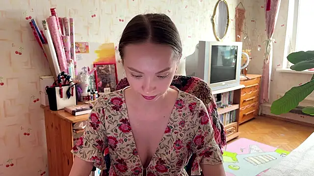 Snapshot of AdriannaBill chatting on June 7, 2026, 4:00 pm AdriannaBill online show from June 7, 2026, 4:00 pm
