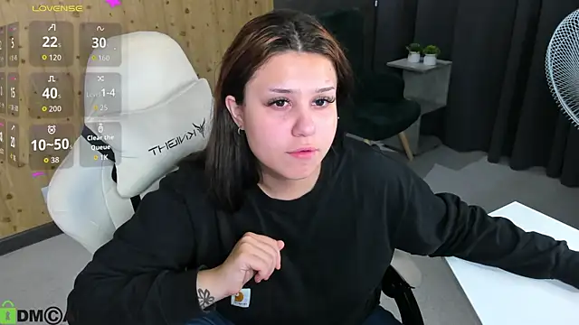 Snapshot of nicolewoss chatting on June 29, 2026, 4:52 am nicolewoss online show from June 29, 2026, 4:52 am