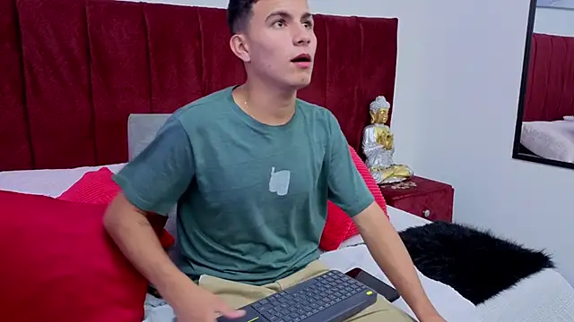  Liams online show from April 15, 2026, 5:03 am