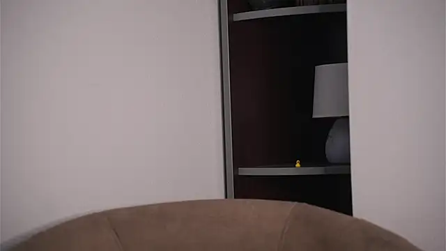 ElviraGounder online show from April 18, 2026, 7:07 pm